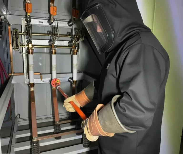 mantenimiento-de-subestaciones-electricas-y-seccionador-limitador-de-corriente-768x644 mantenimiento subestaciones electricas montajes farma